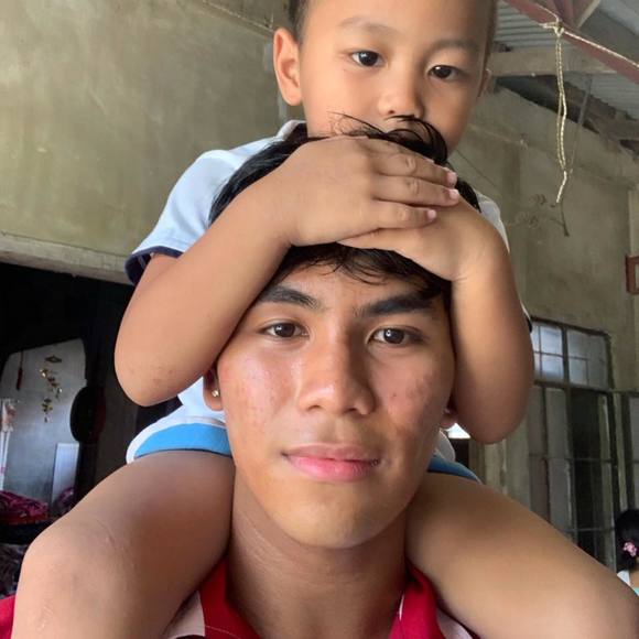 Meet your Posher, Eugene - Picture 1 of 1